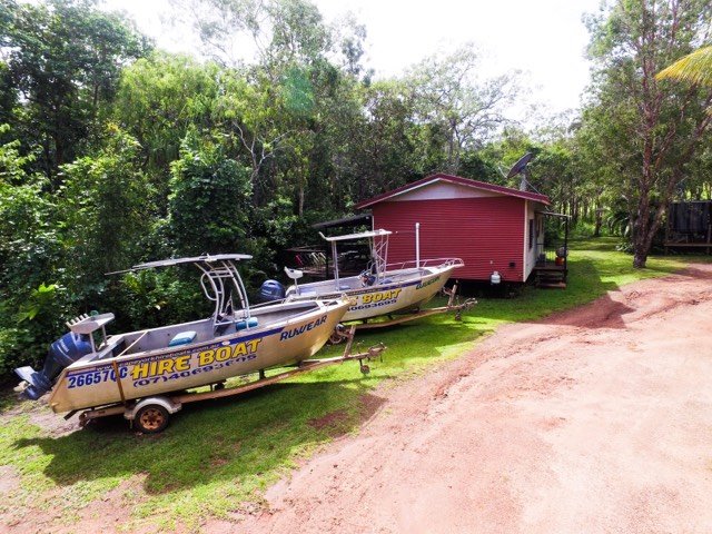 18ft Hire Boats